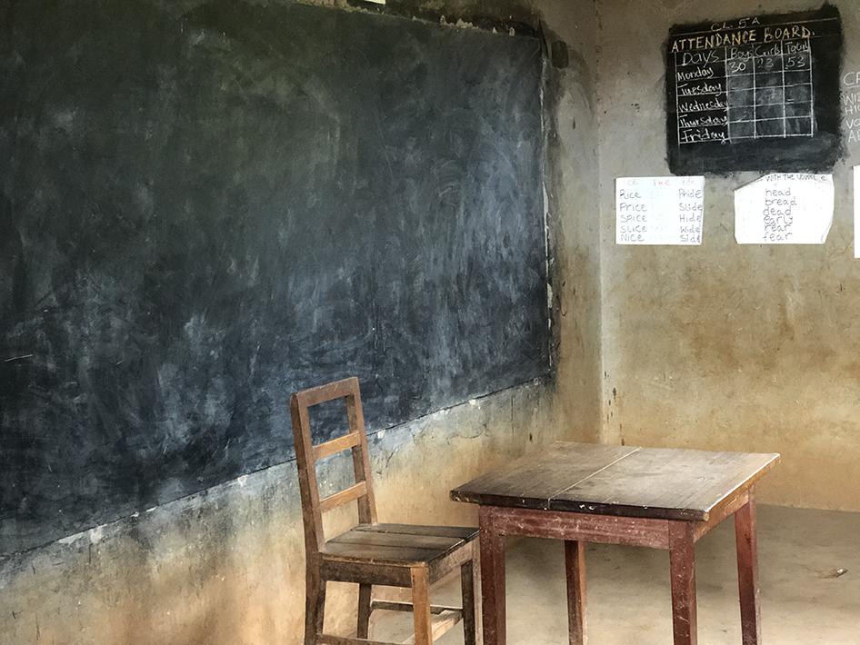 images_news_2018_05_bede_cameroon_classroom